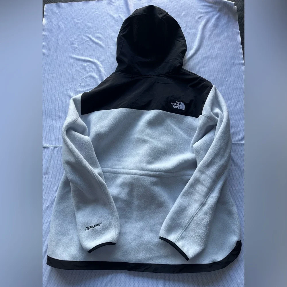 The North Face Denali Fleece Jacket with Hoodie NEW WITHOUT TAGS - Picture 7 of 12